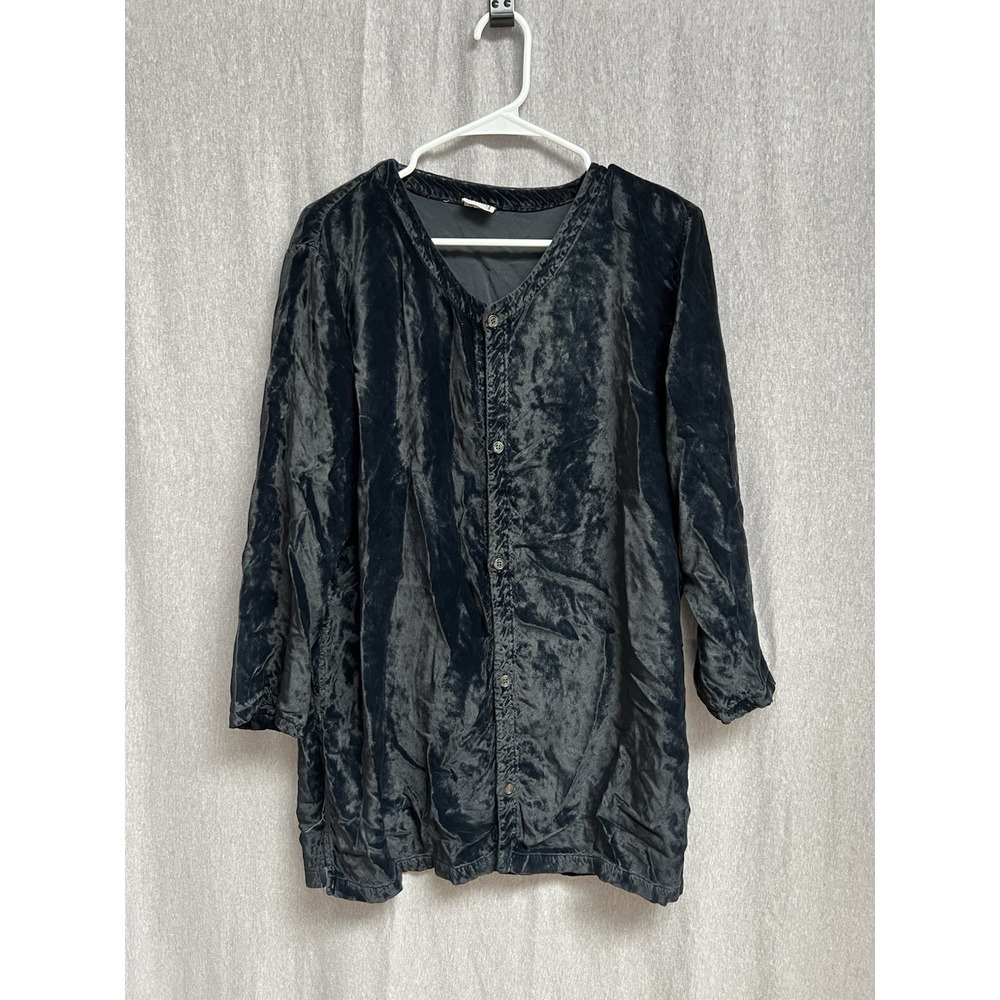 CP Shades Women's Shirt Medium Black Rayon Crushed Velvet Button Down